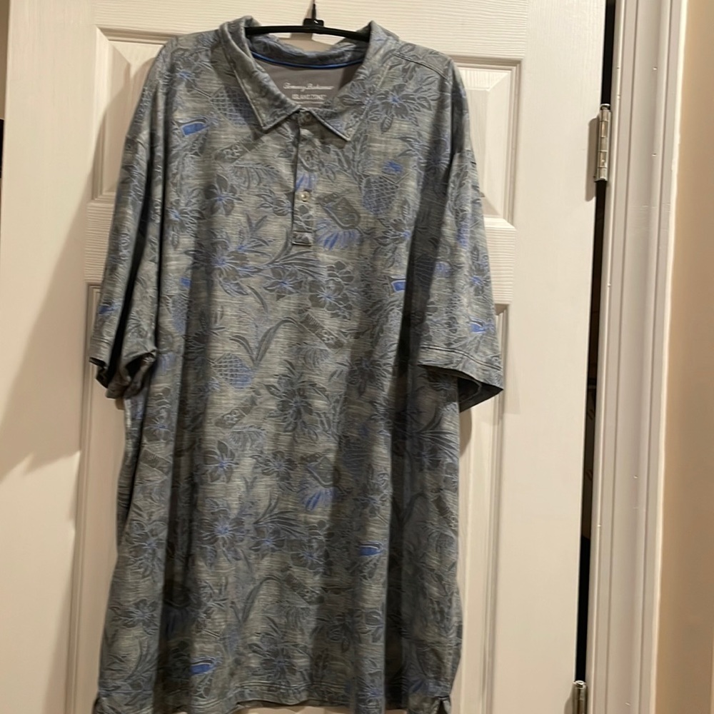 Men’s polo, Tommy Bahama, size 2xl big and tall, blue and gray tropical pattern